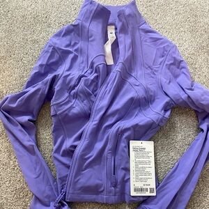 Lululemon brand new Nulu define cropped zip jacket